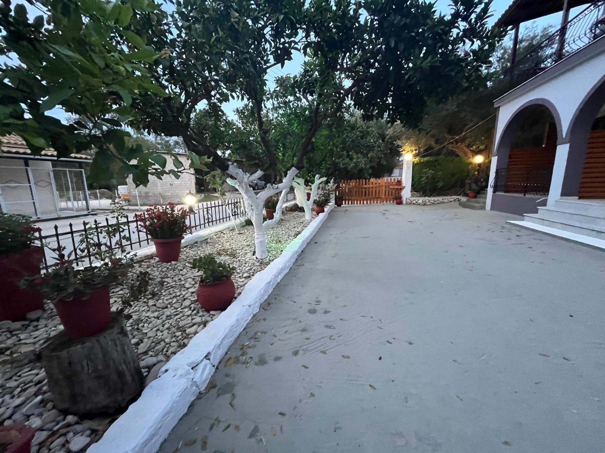 קרי Nikos Studios מראה חיצוני תמונה
